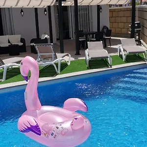 https://apartamento-orquidea.tenerifehoteles.net