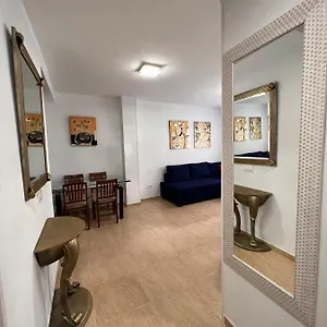 https://torremolinos-centro-beautiful-newly-renovated-2-bedroom.es-andalucia.com
